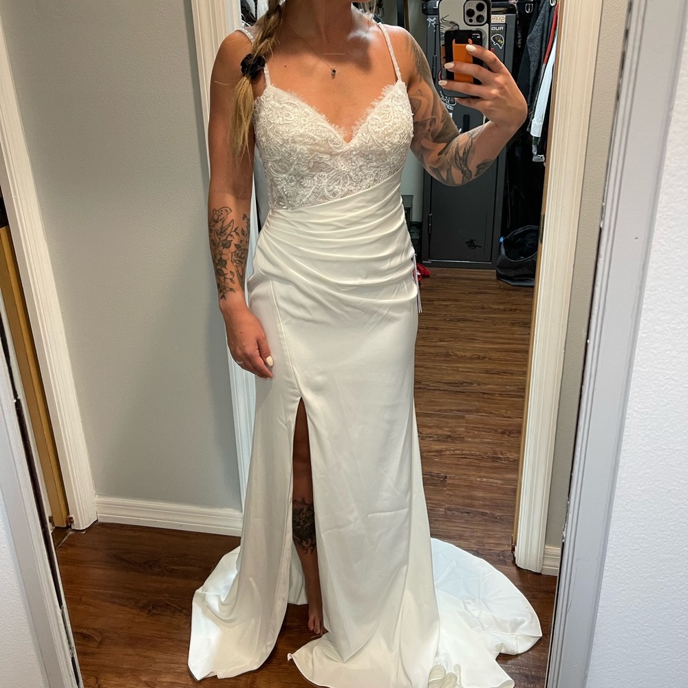 *Wedding Dress* AZAZIE NYX - BRAND NEW